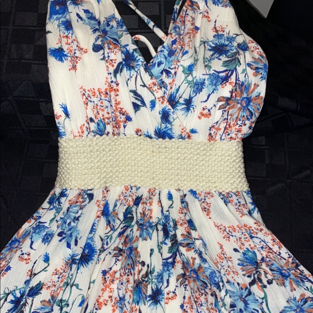Juniors Romper Game Day College Party Floral print Agaci size Small EUC